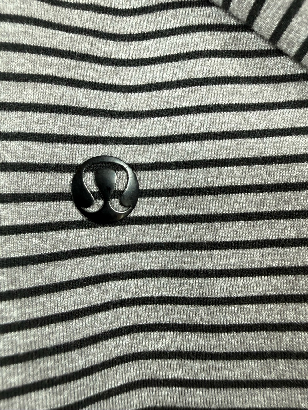 Lululemon Awesome Henley View 4